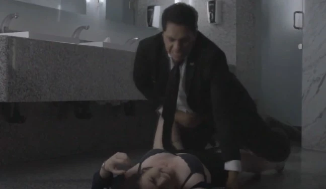 The poor girl was forced by a colleague in the toilet