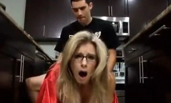 Mom did not want to fuck with me and I took her by force