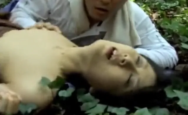 Married Japanese surrendered to two strangers in a quiet forest